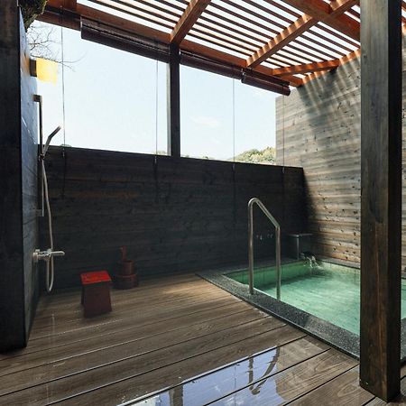 源泉掛け流しの宿albergo湯楽 Yugawara Exterior foto
